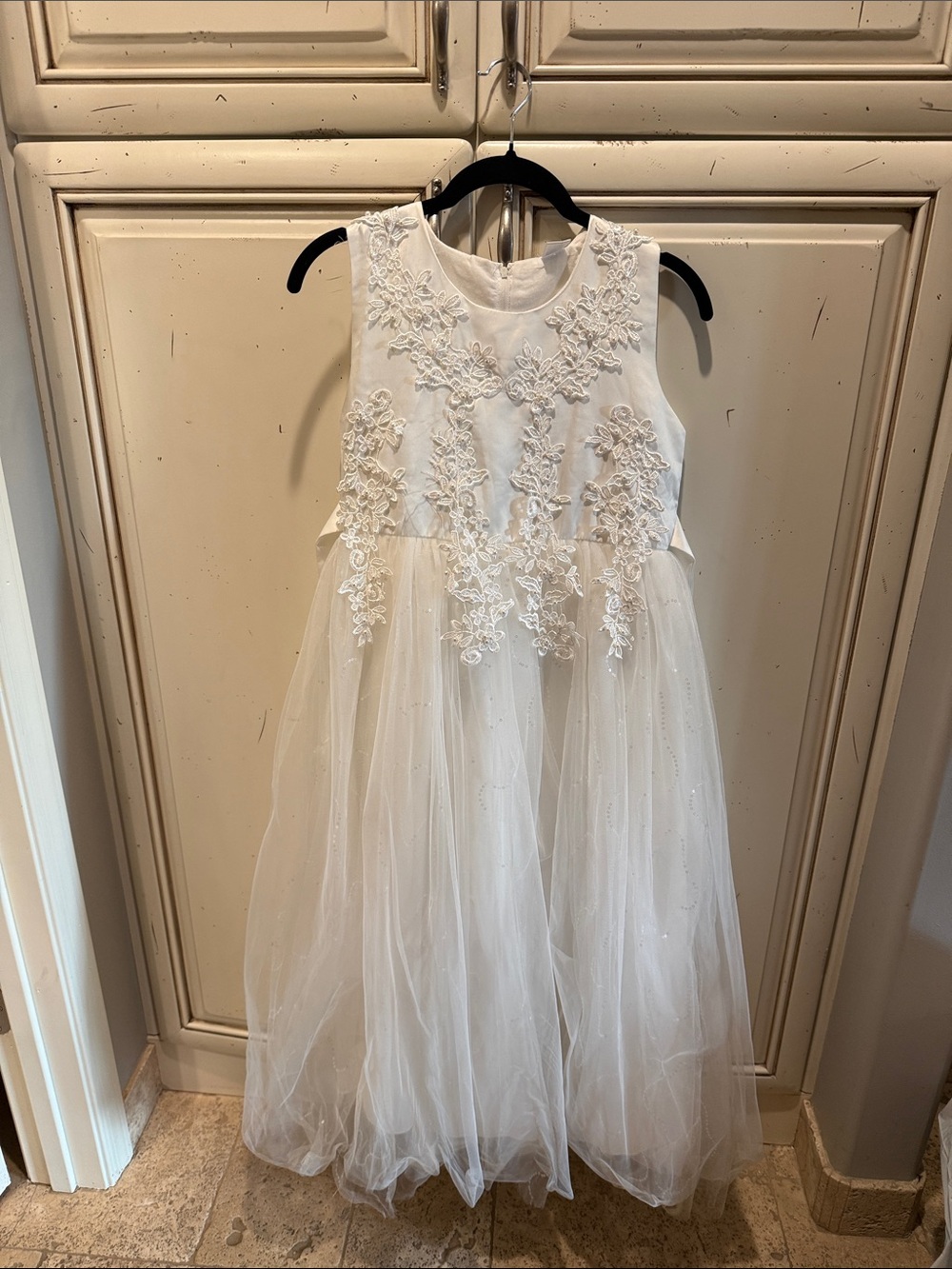 Ivory Floral Appliqué Tulle Dress for Girls